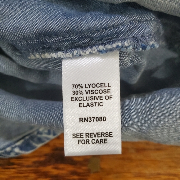 Pachwork Print Woman's Top Size Large Blue White - Picture 6 of 6